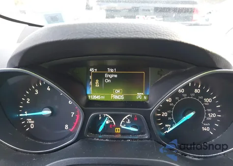 2017 Ford Escape Titanium z USA, uszkodzony, nr VIN 1FMCU9JD2HUD71023